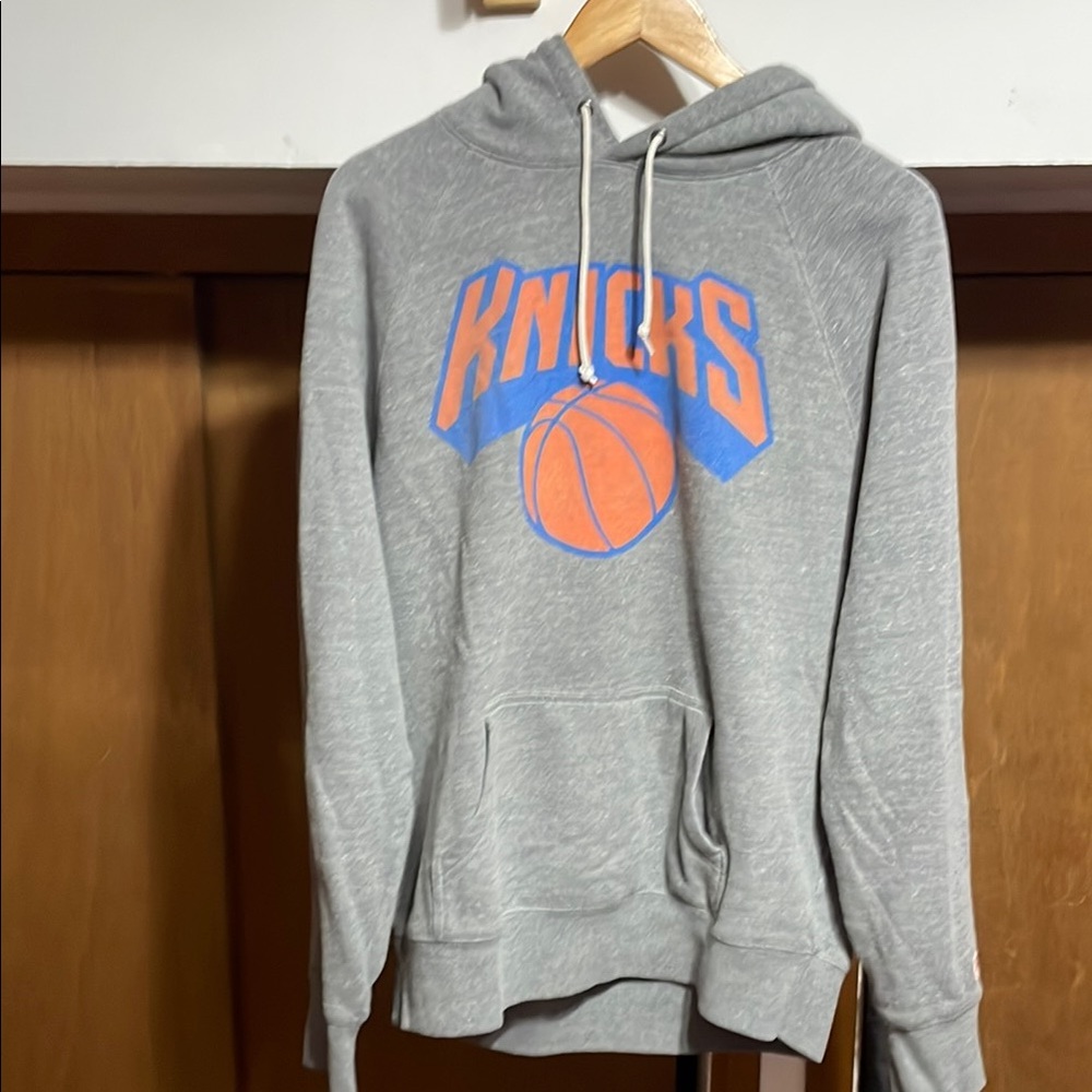 Gray Knicks Hoodie with Basketball Graphic Homage  size Large